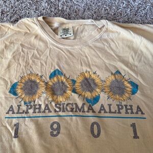 Comfort Colors Beige Sunflower Graphic Tee